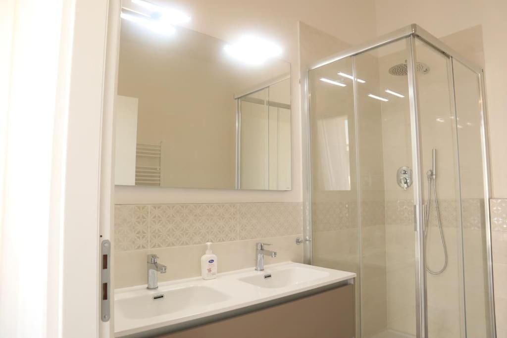 Santa Maria Novella - Golden Lily Florence, City Center Apartment 外观 照片